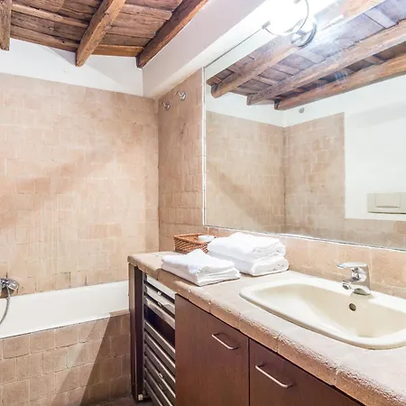 Enchanting Two Bedroom Navona Apartment
