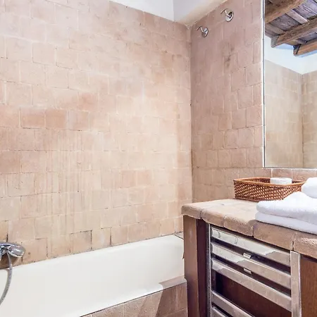 Enchanting Two Bedroom Navona * Rome